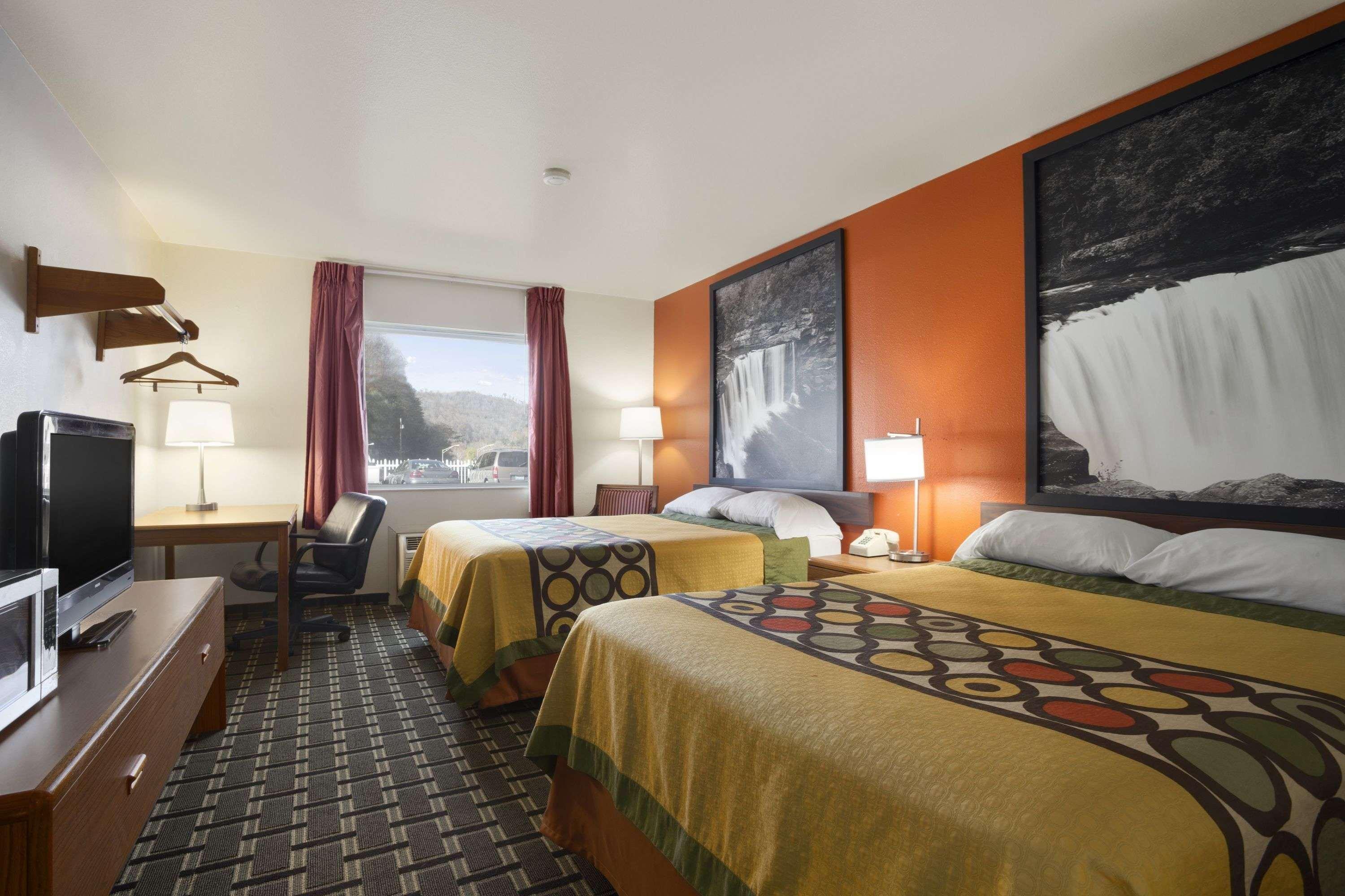 ซูเปอร์ 8 บาย วินด์แฮม เพรสตันส์บูร์ก Motel Prestonsburg ภายนอก รูปภาพ